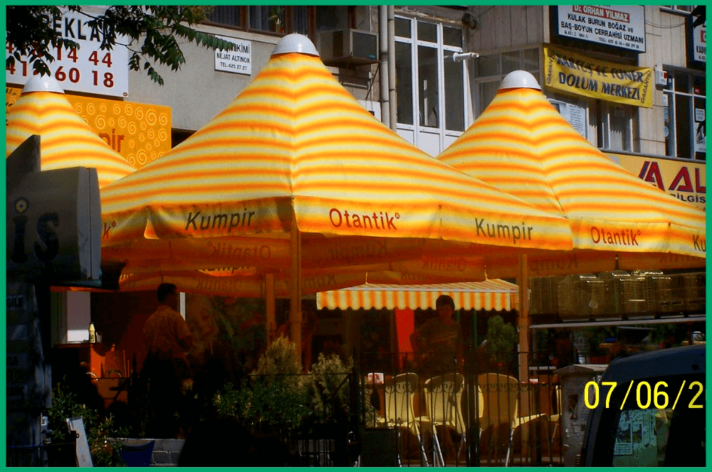 turuncu pagoda şemsiye