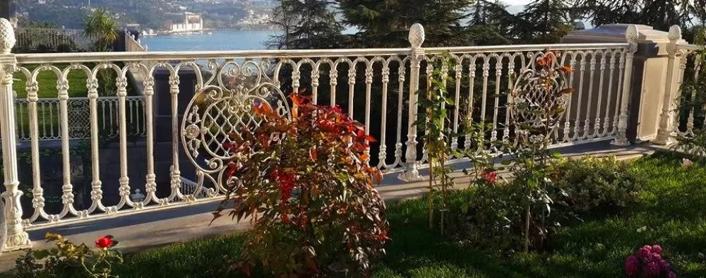 Döküm korkuluk bahçe