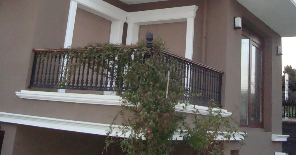 Balkon korkuluğu
