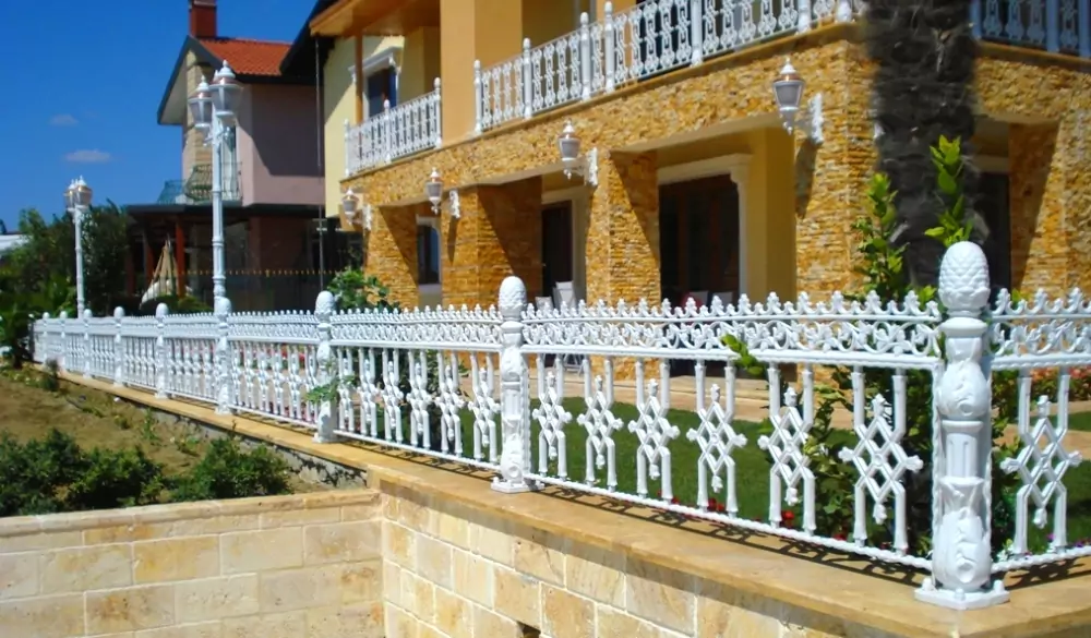 Balkon korkuluğu