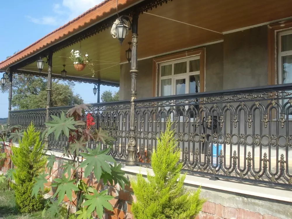 Balkon korkuluğu