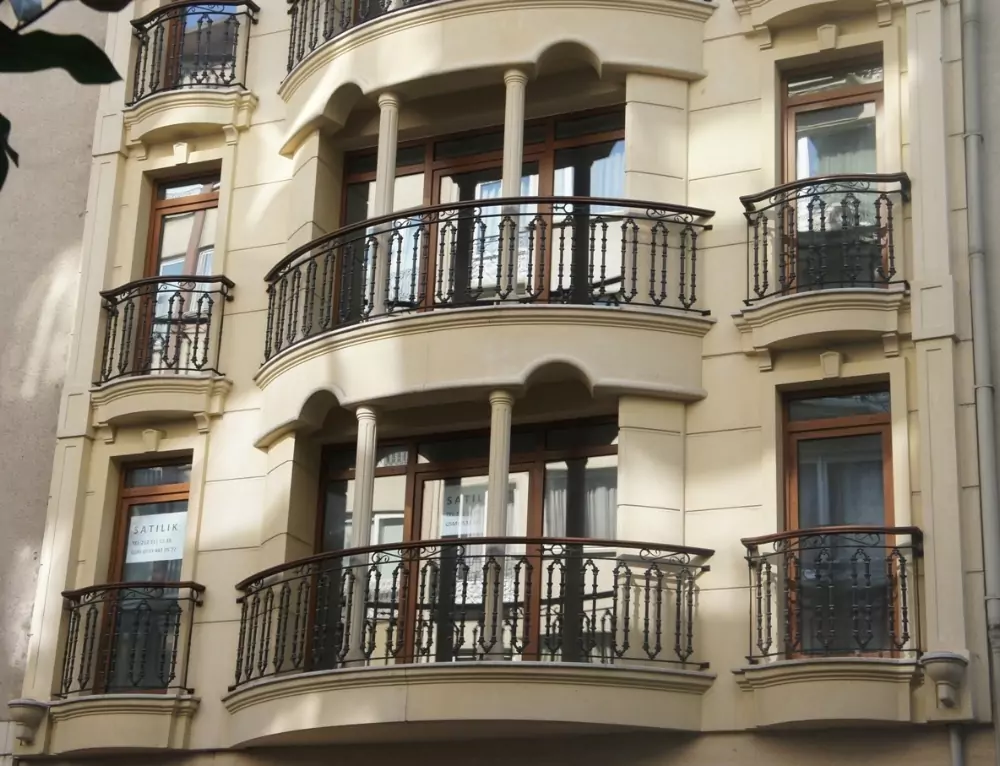 Balkon korkuluu