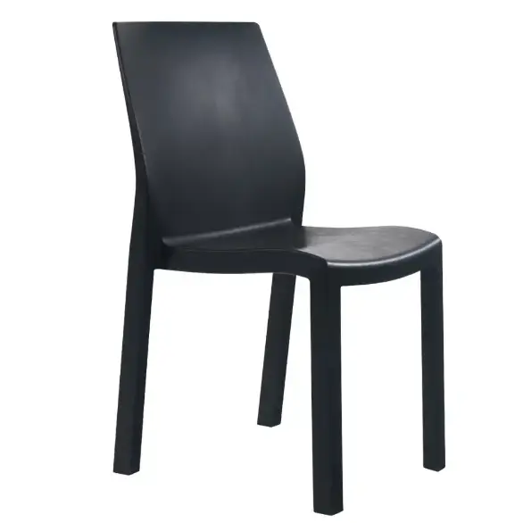 Siyah plastik sandalye