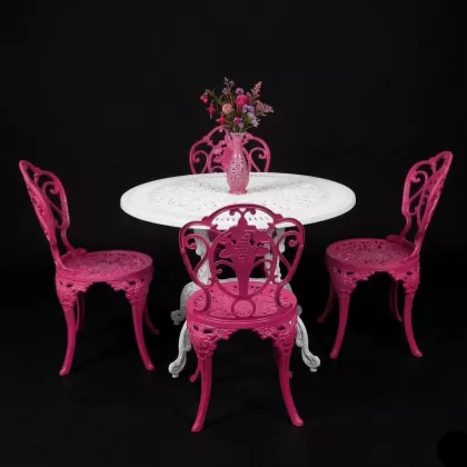 4 kişilik dış mekan bahçe, balkon için alüminyum döküm ferforje kolsuz gül figürlü yuvarlak masa sandalye takımı 3