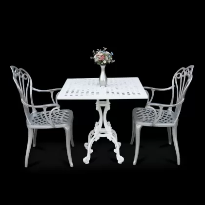 2 kişilik dış mekan bahçe, balkon için alüminyum döküm ferforjekollu kollu tavuskuşu figürlü kare tek ayak masa sandalye takımı 4